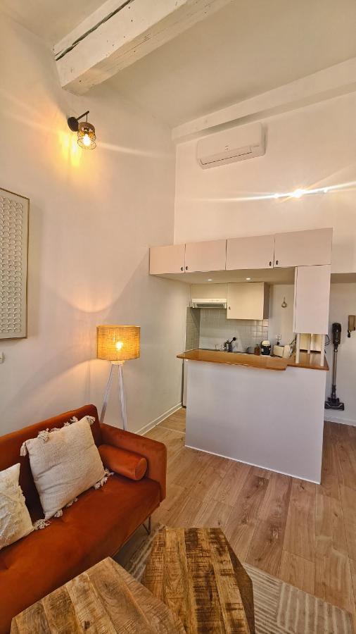 Sous Les Toits D'Avignon Apartment Exterior photo